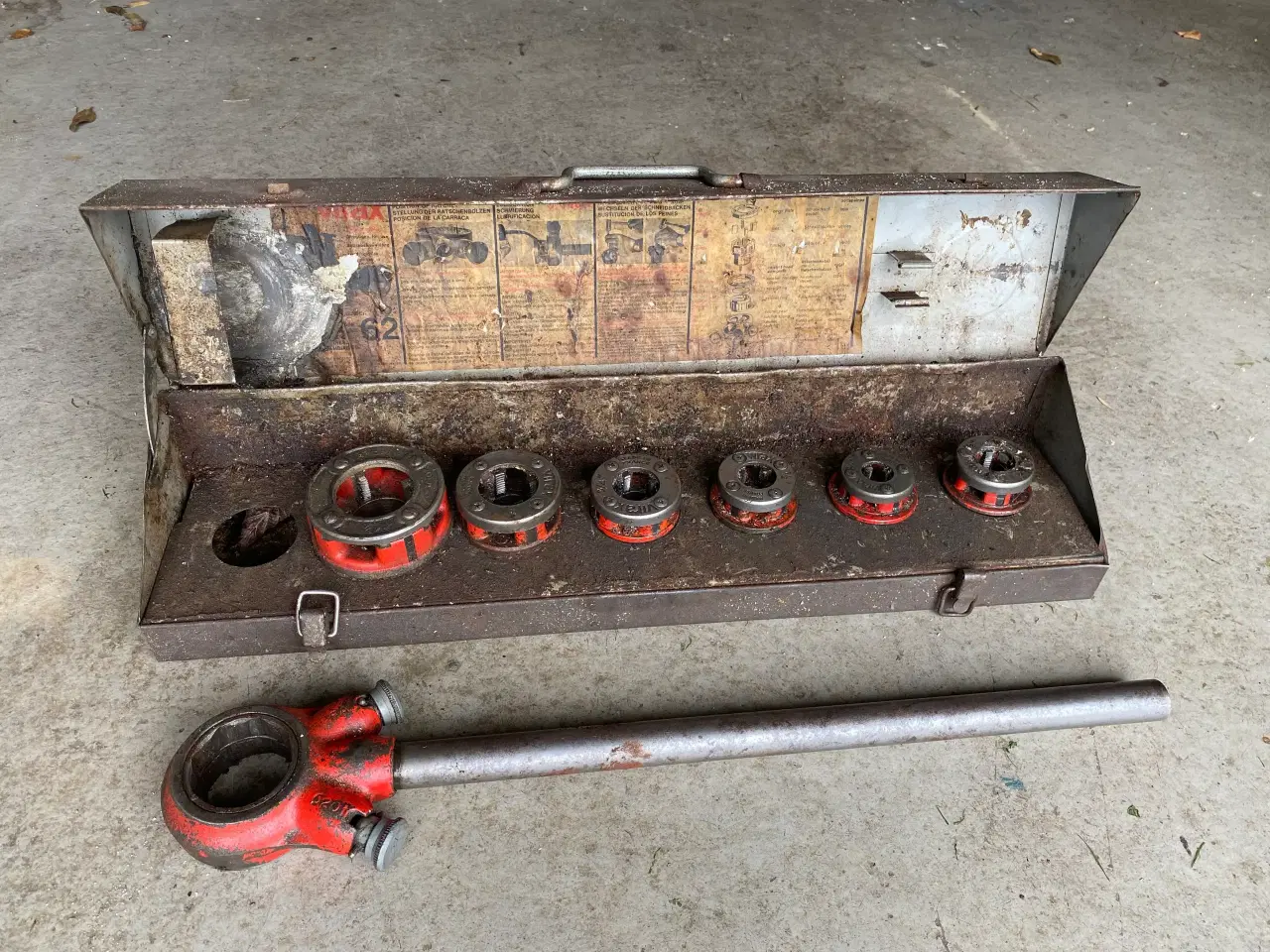 Billede 1 - Gevindskæresæt til Rørgevind