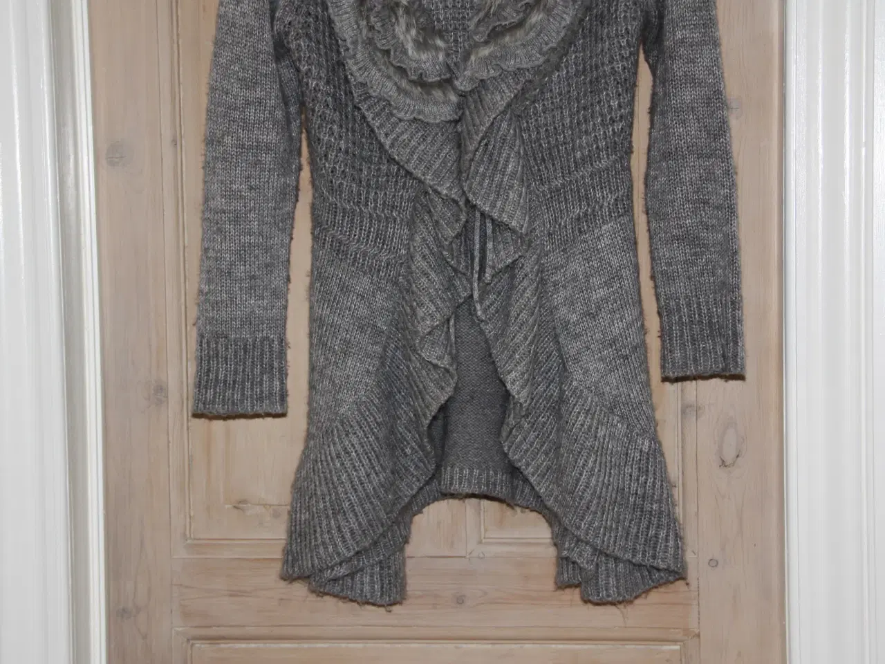 Billede 4 - Cardigan In Front  str. S 70% acrylic 30% wool