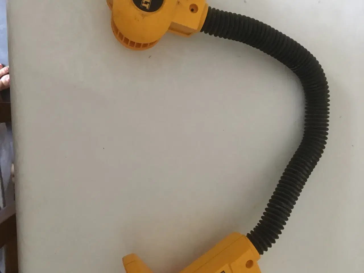 Billede 1 - DeWalt arbejdslampe