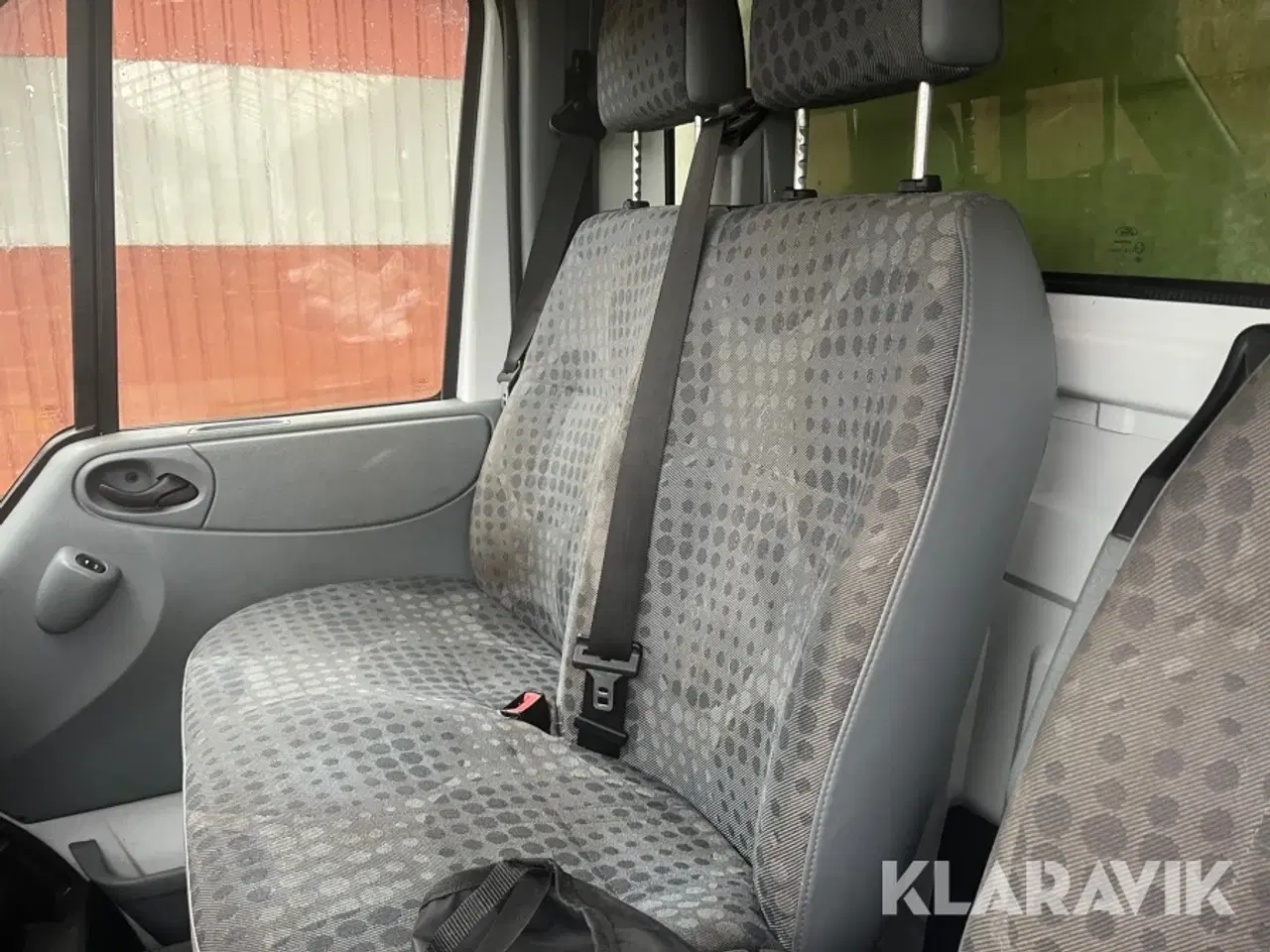 Billede 2 - 3,2 liter ford transit fastkasse med lift