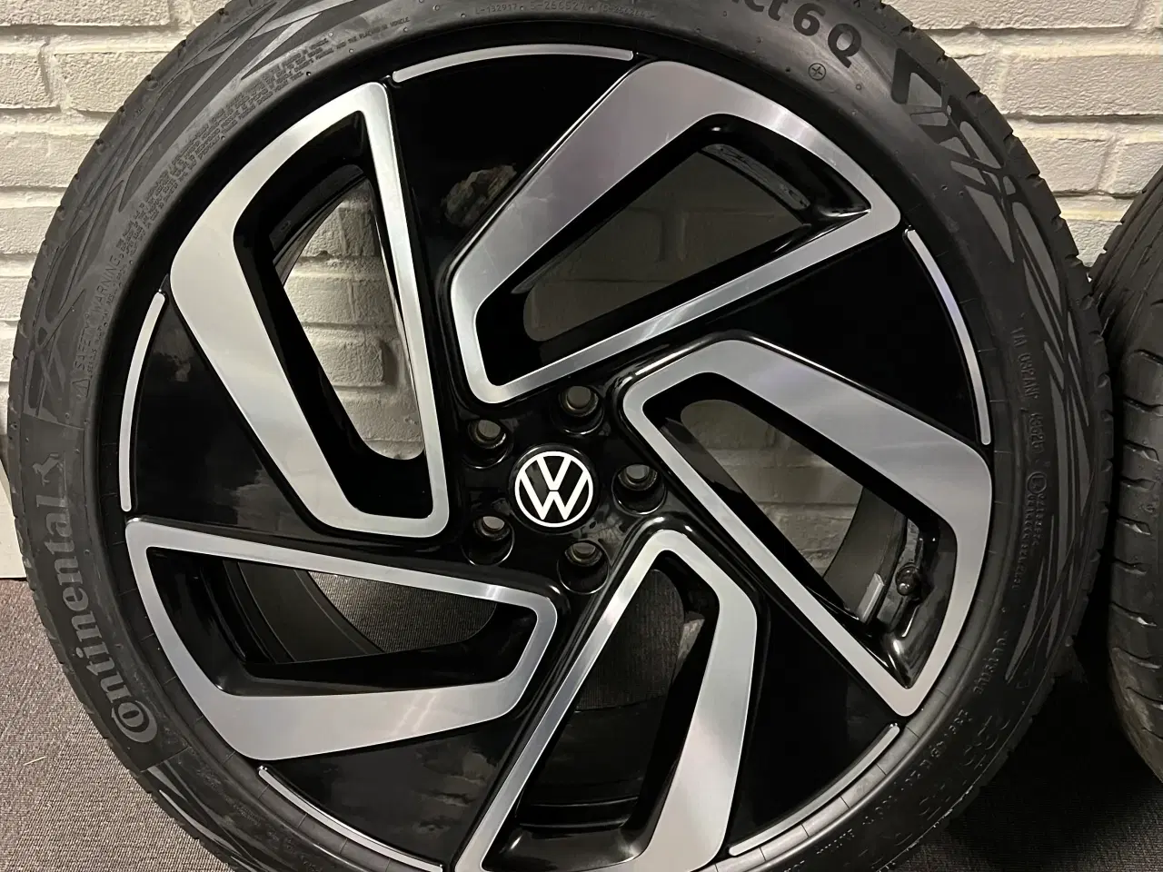 Billede 5 - Originale ID7 Demo fælge med dæk