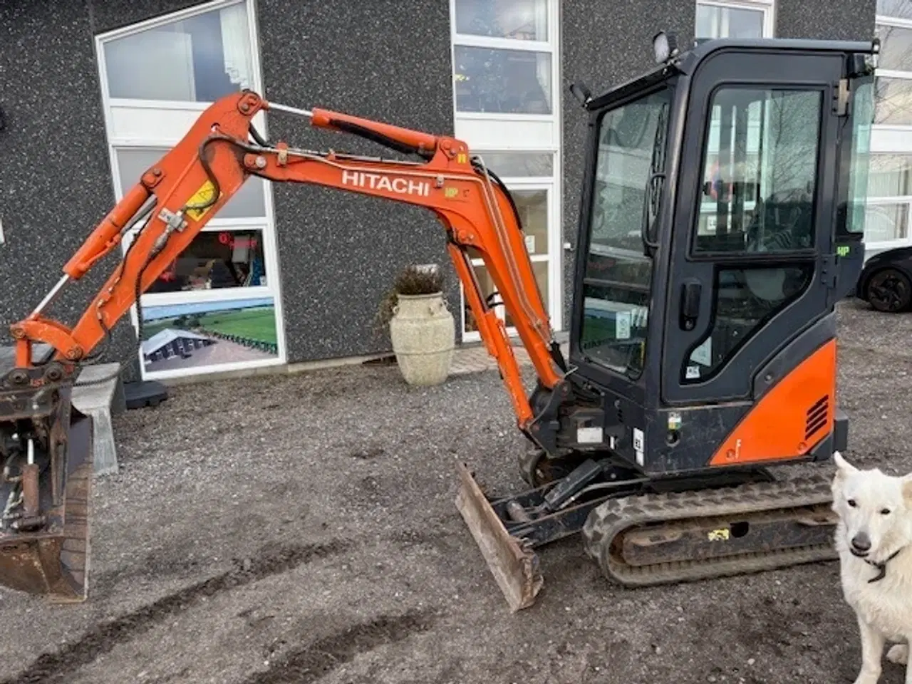 Billede 1 - Hitachi ZX17U-2 CLR, KUN 750T