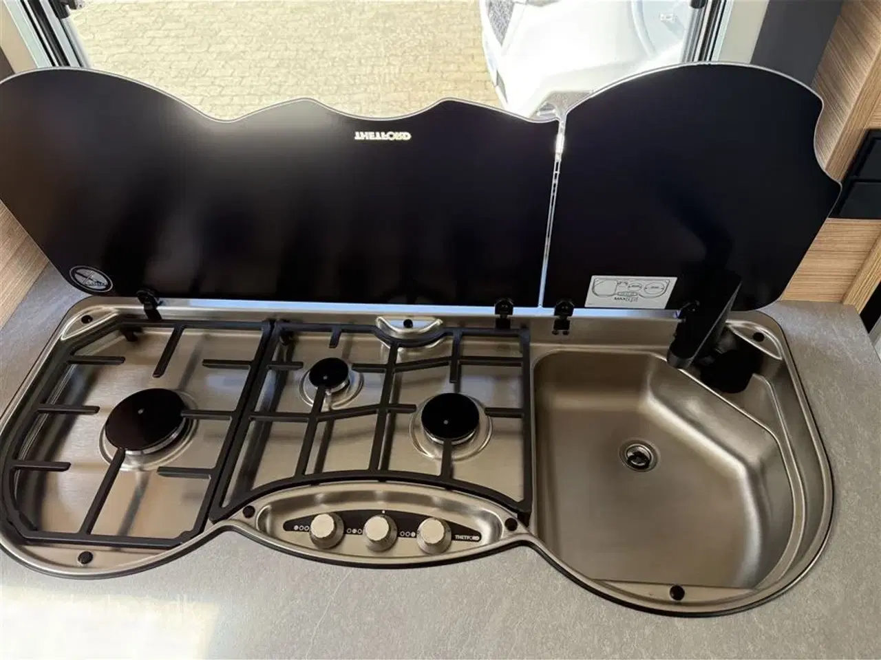 Billede 12 - 2026 - Dethleffs Summer Edition 460 EL   Dethleffs Summer Edition 460 EL 2026 Se den hos Hinshøj Caravan