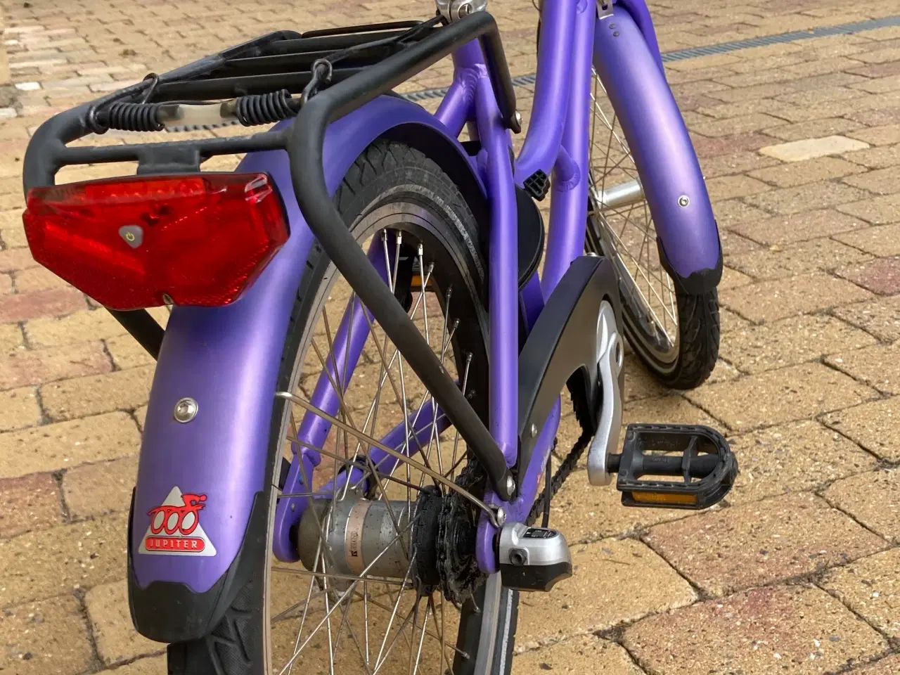 Billede 4 - Flot pigecykel til skolestart
