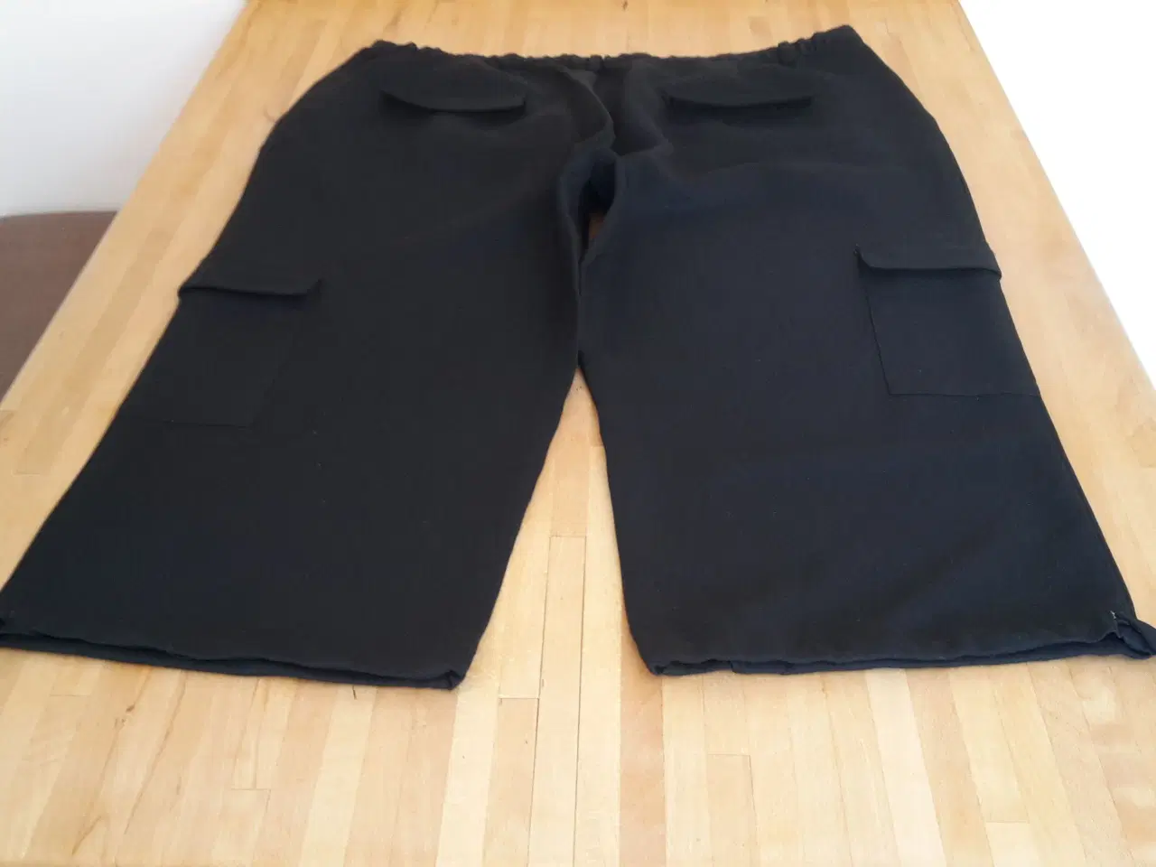 Billede 2 - Knæ bukser sorte gabardine