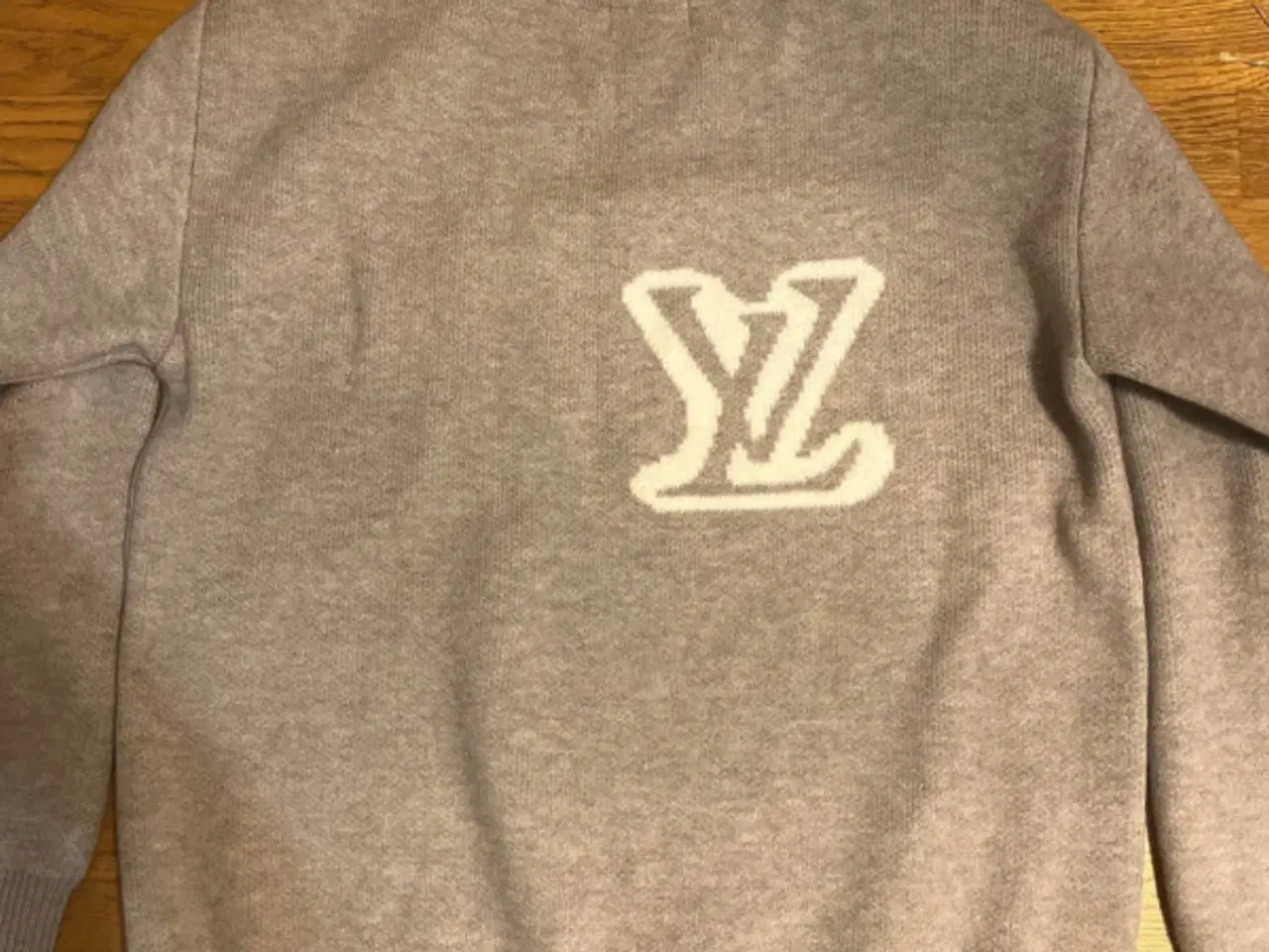 Billede 2 - Louis Vuitton sweater