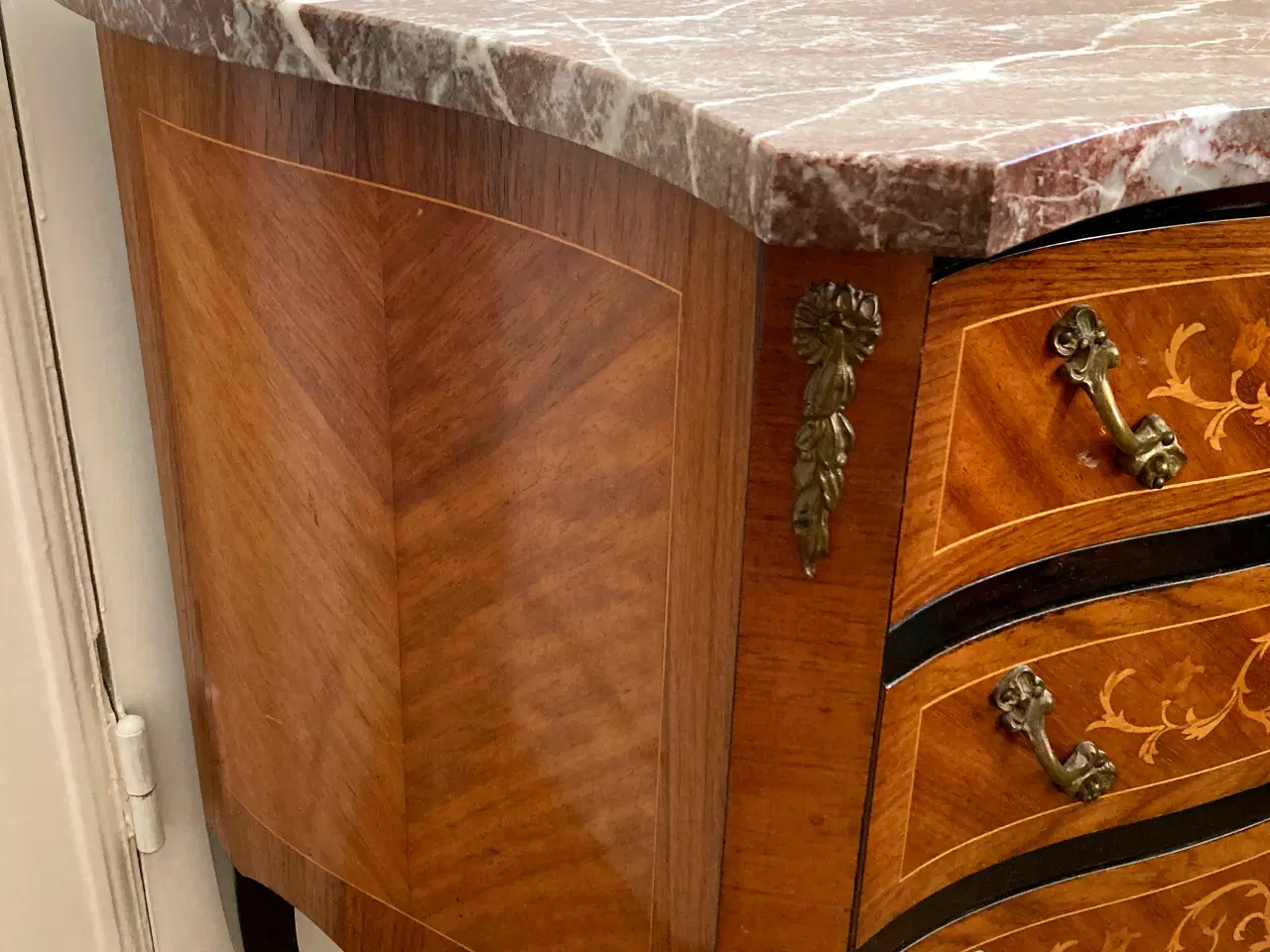 Billede 4 - Fineste lille elegante rokoko kommode