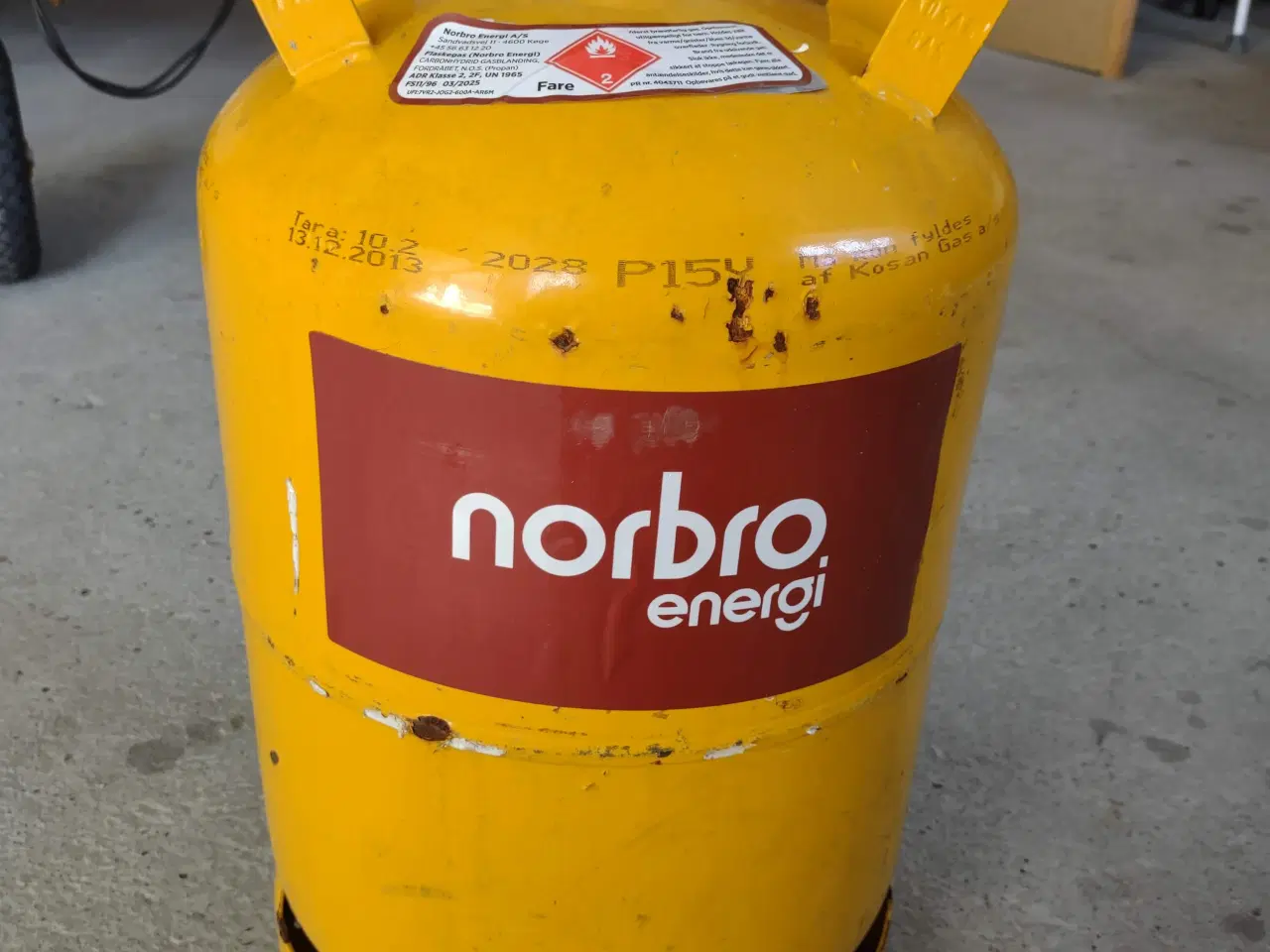 Billede 1 - Gasflaske Fyldt og plomberet.