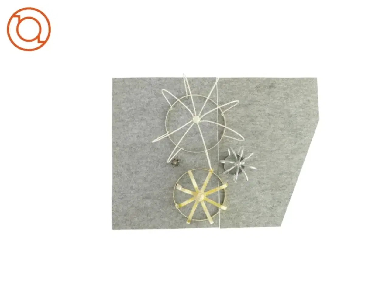 Billede 2 - Dekorations kroner (4 stk) (str. H: 25 og 15 og 9 og 4 cm)
