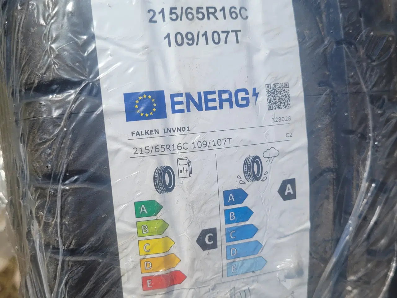 Billede 1 - 215 / 65 R 16 C