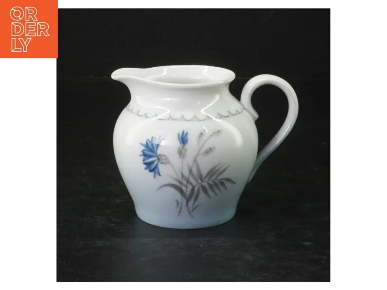 Billede 1 - Blå kornblomst mælke/flødekande  Porcelænskande fra B&G, Demeter (str. H. 8 cm)