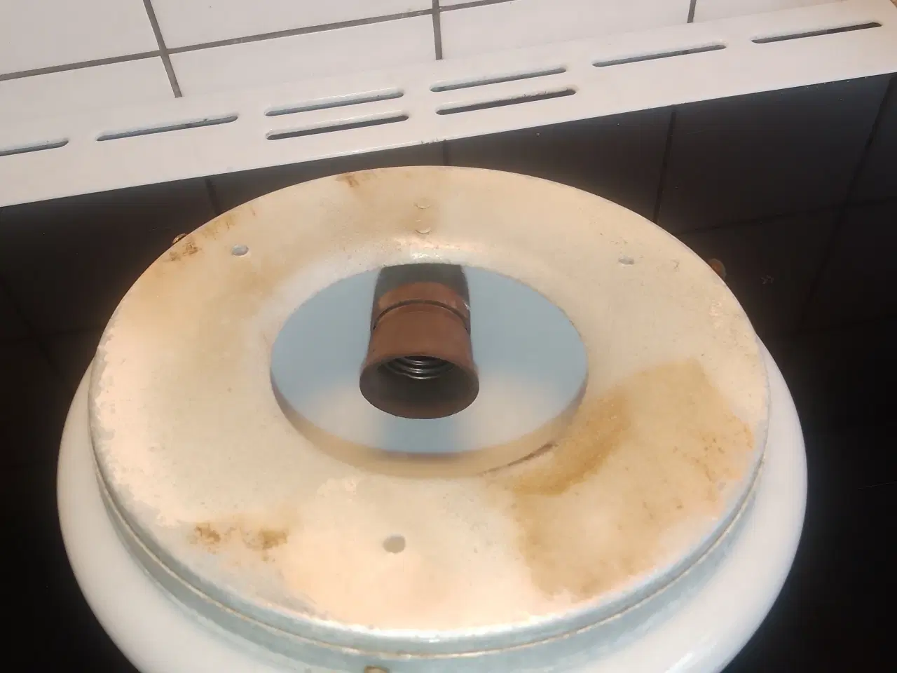Billede 2 - Plafond lampe med fatning og glasskærm