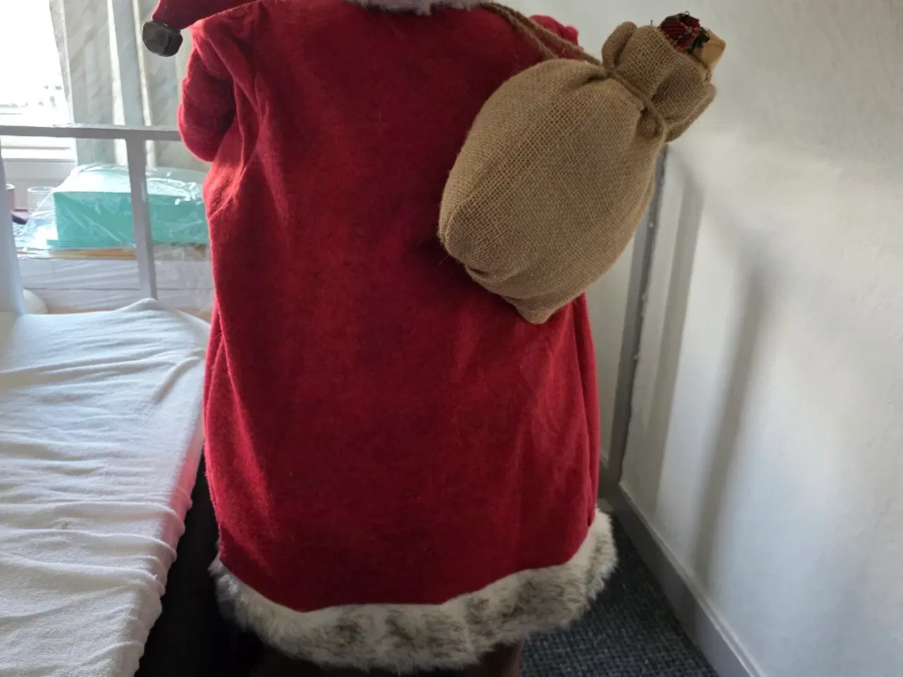 Billede 4 - Julemand 120 cm, meget detaljeret, 