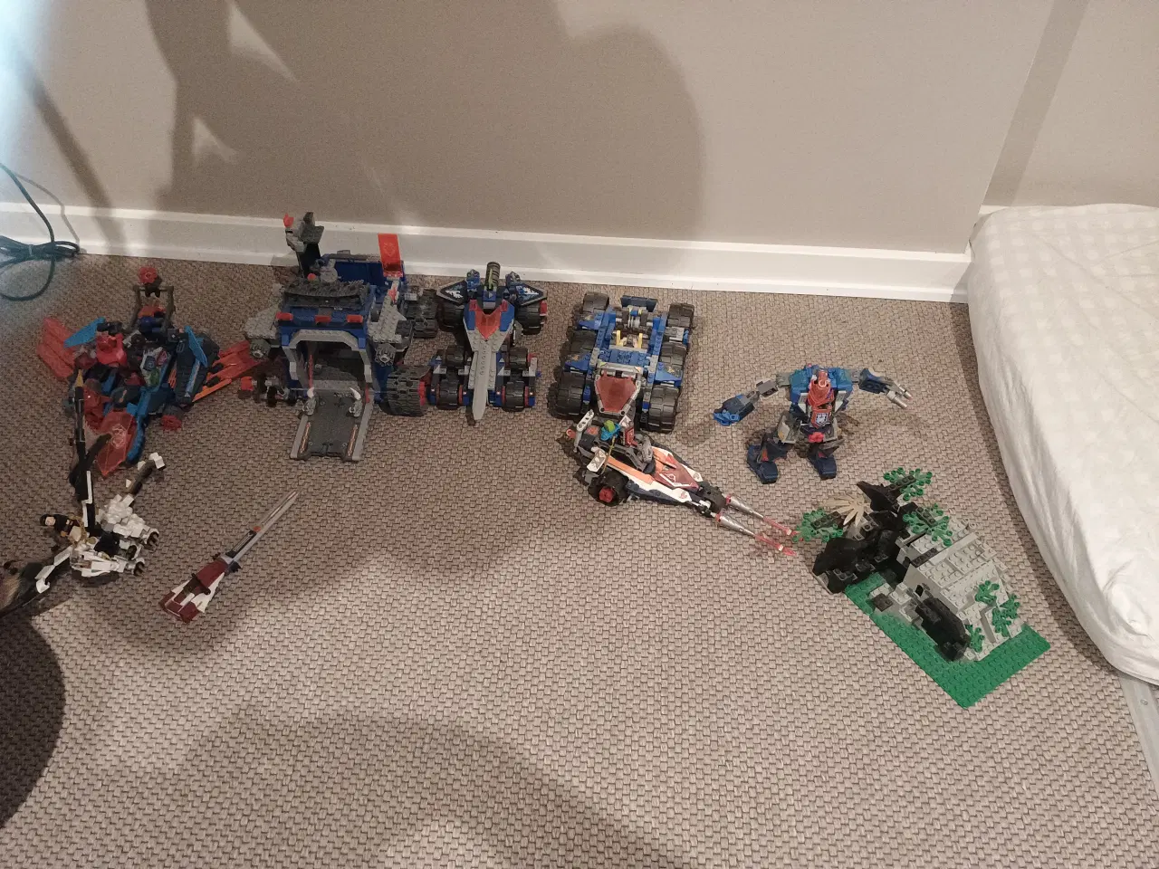 Billede 1 - Lego sæt, mest nexo knight