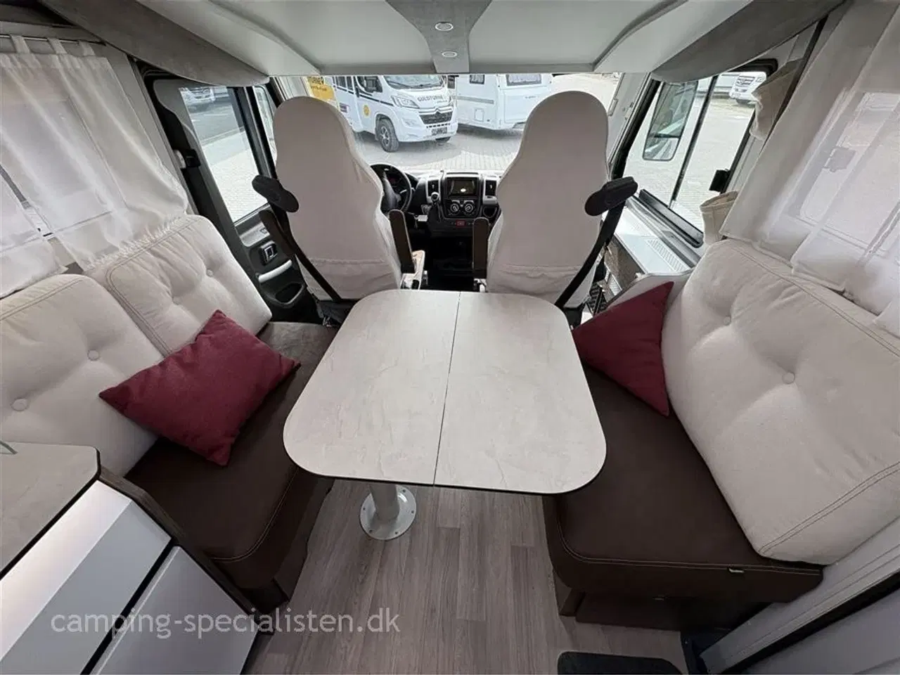 Billede 5 - 2021 - Benimar Amphitryon 967 Northautokapp   Benimar Amphitryon 967 Northautokapp Alde 2021 - Se den nu hos Camping-Specialisten.dk