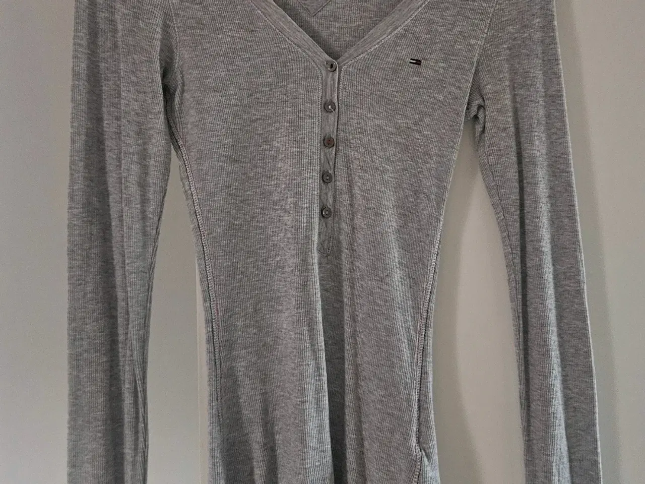 Billede 1 - Tommy bluser