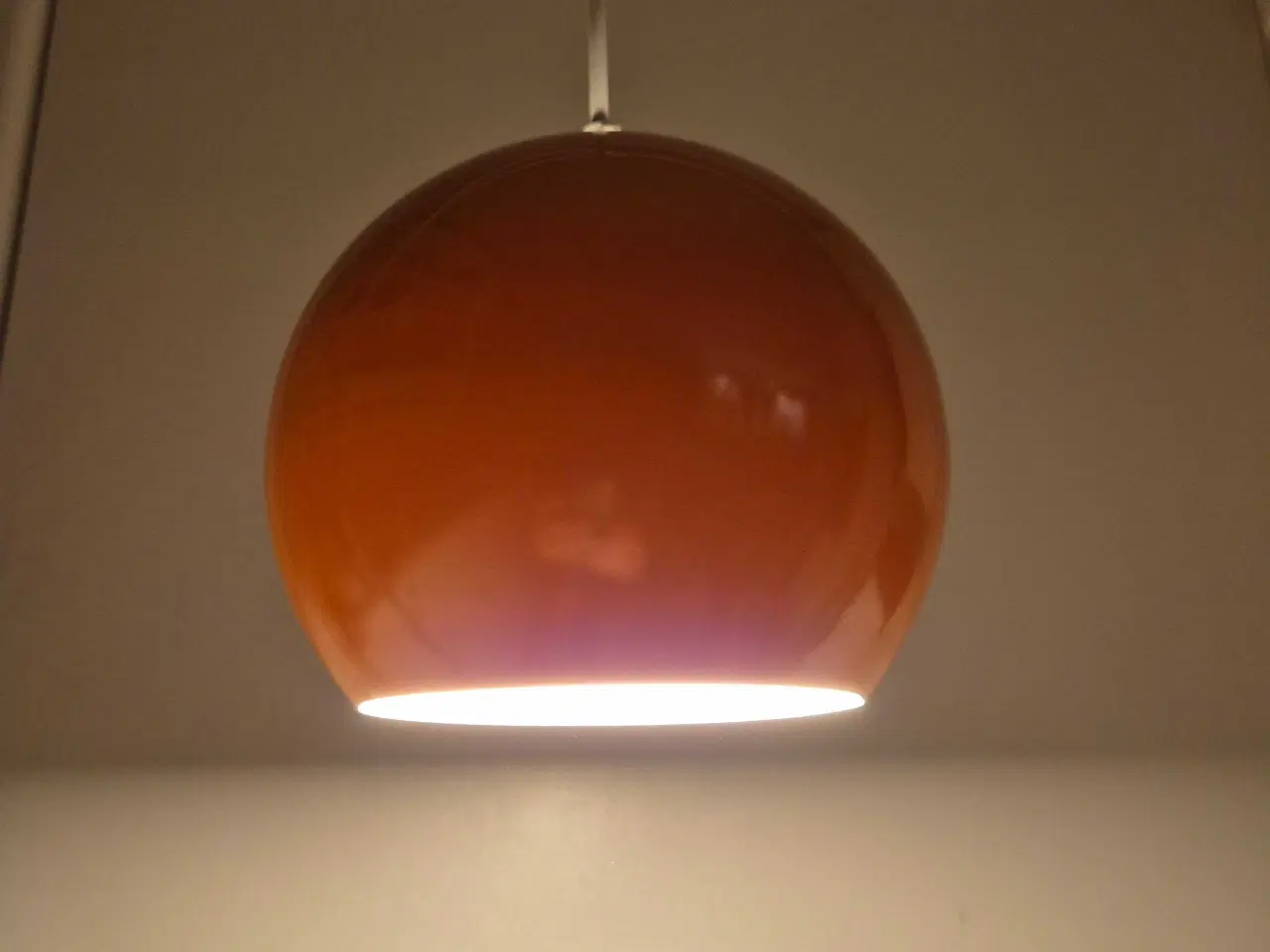 Billede 13 - To orange kuglelamper 