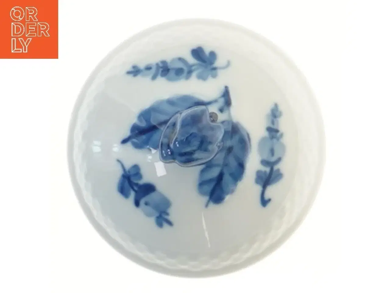 Billede 2 - Porcelænslåg med blomstermotiv fra Royal Copenhagen (str. 9,5 cm)