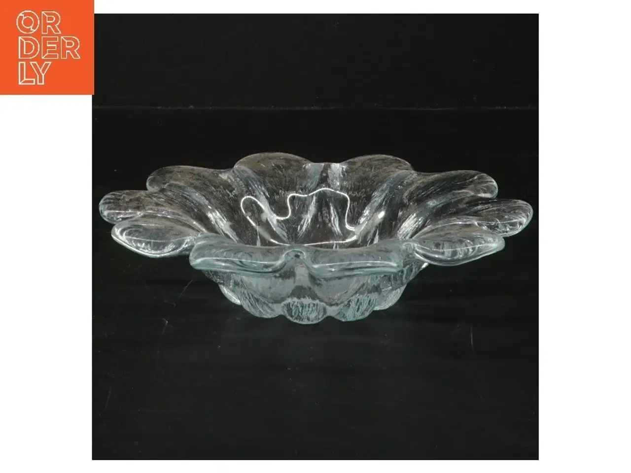 Billede 1 - Glas skål med bølget kant (str. Ø 18 cm)