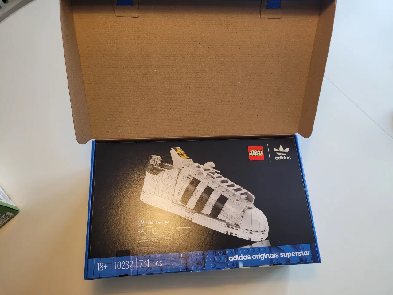 Billede 1 - LEGO Adidas 10282