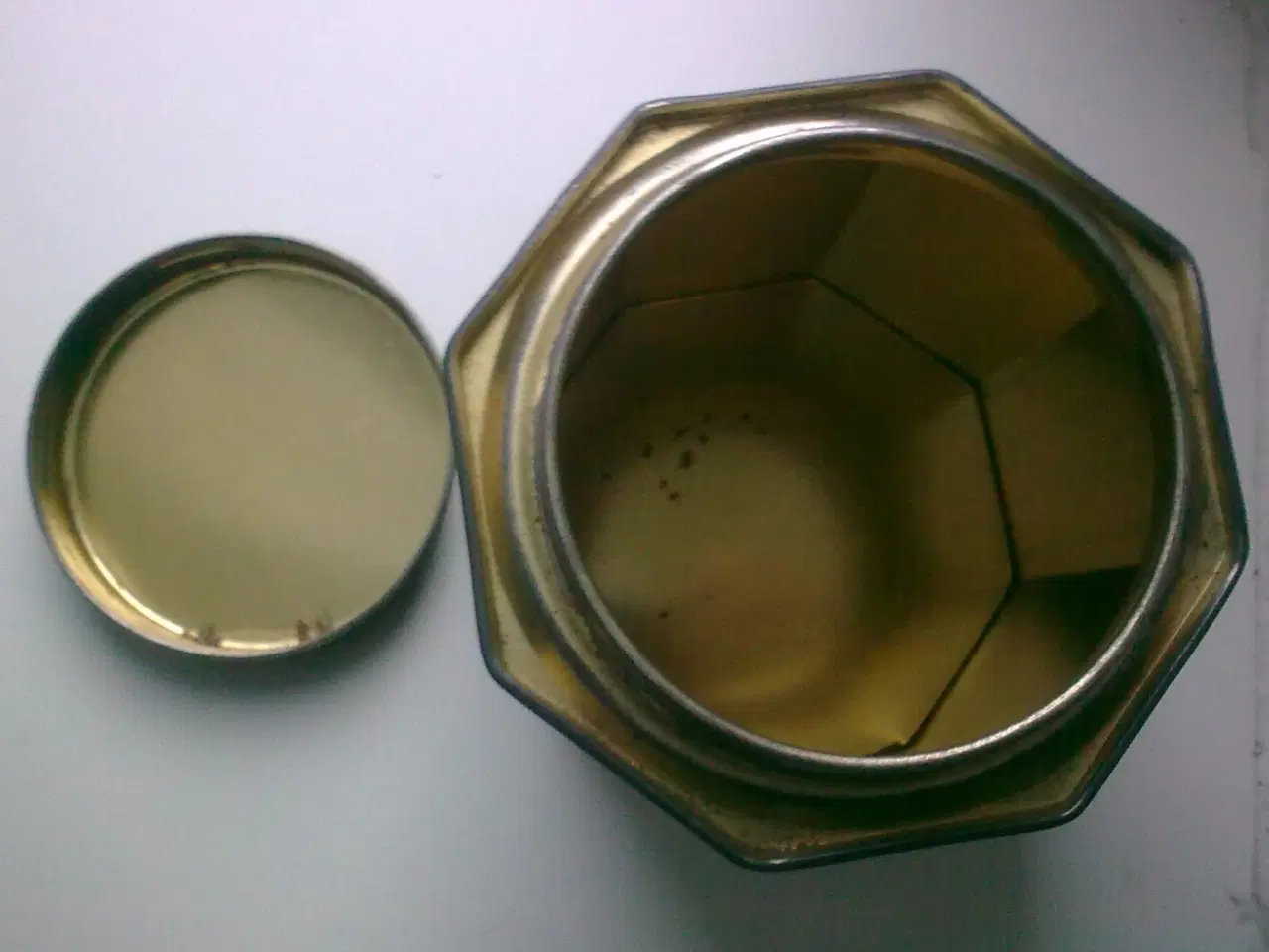 Billede 5 - Vintage sjælden 8 kantet te dåse m skruelåg