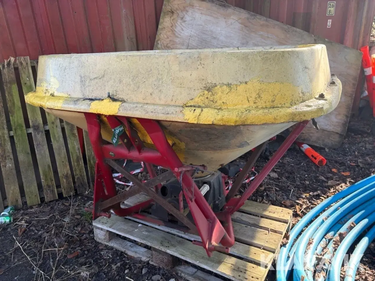 Billede 1 - Saltspreder med PTO Vicon