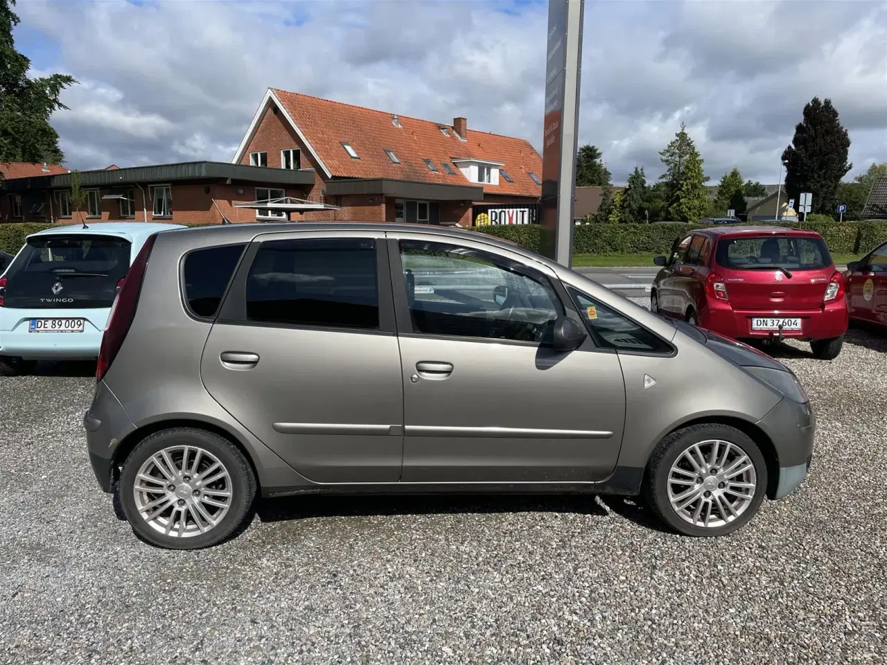 Billede 2 - Mitsubishi Colt 1,1 Cash 75HK 5d