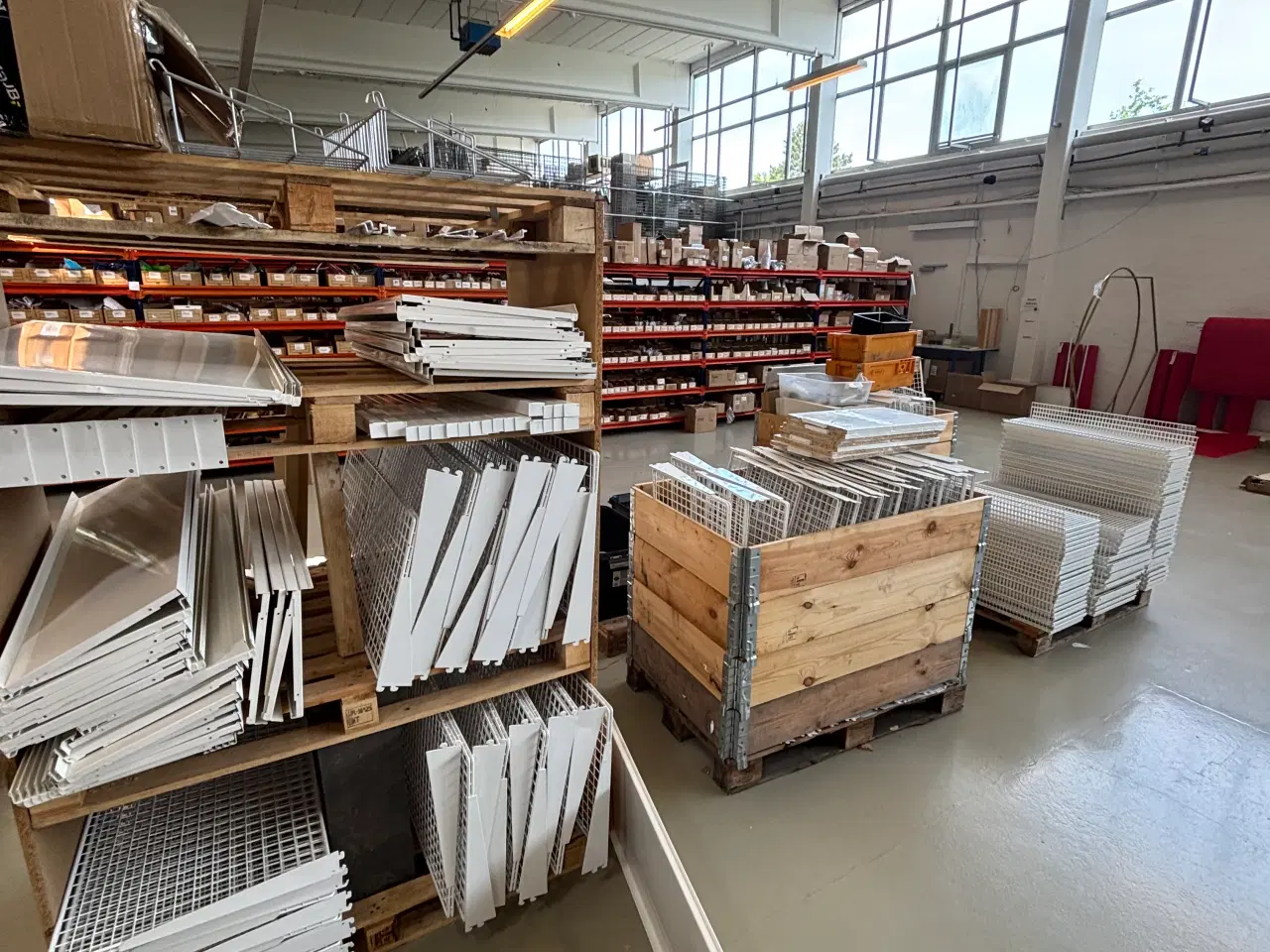 Billede 11 - Lager / Butiks inventar 50%!