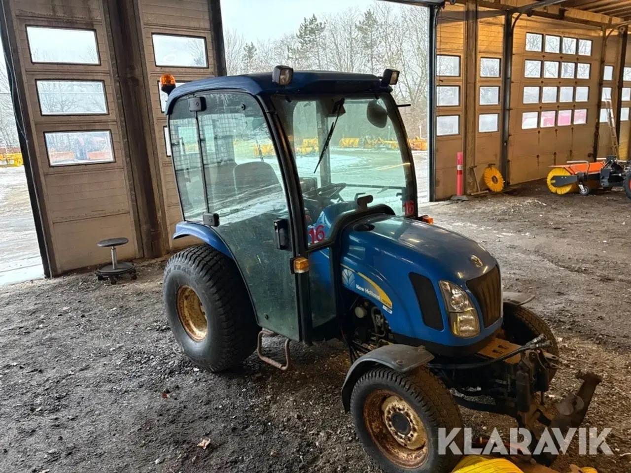 Billede 3 - Traktor New Holland C27DA