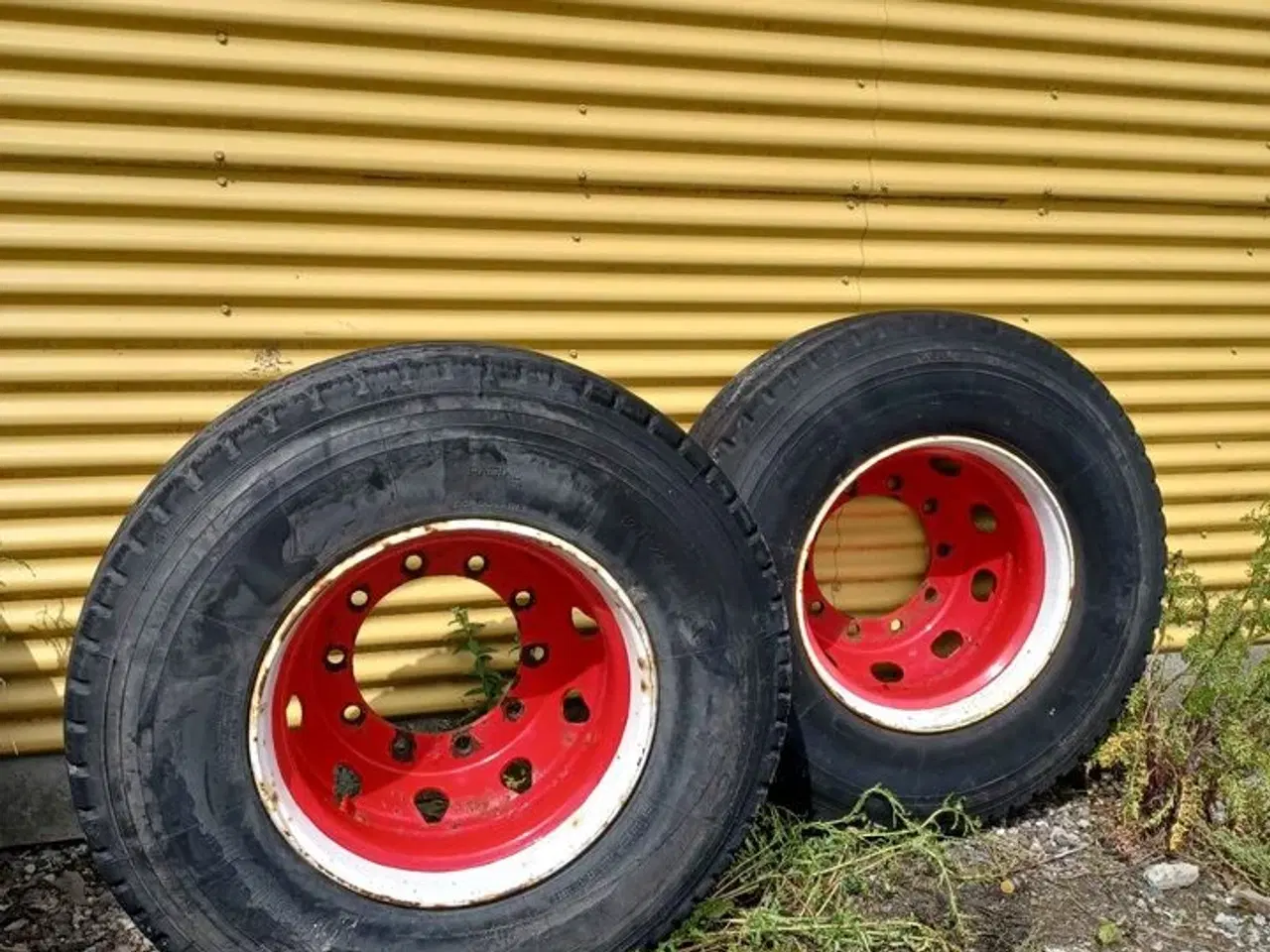 Billede 1 - Hjul med Michelin 12R22,5