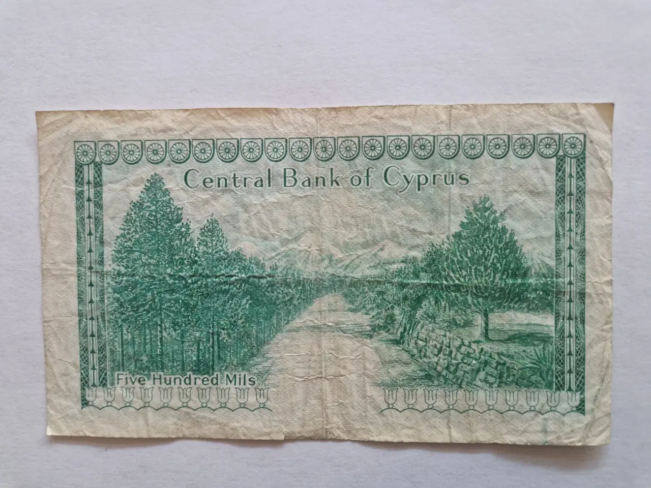 Billede 2 - 500 Mils Cyprus 1979 - Slidt