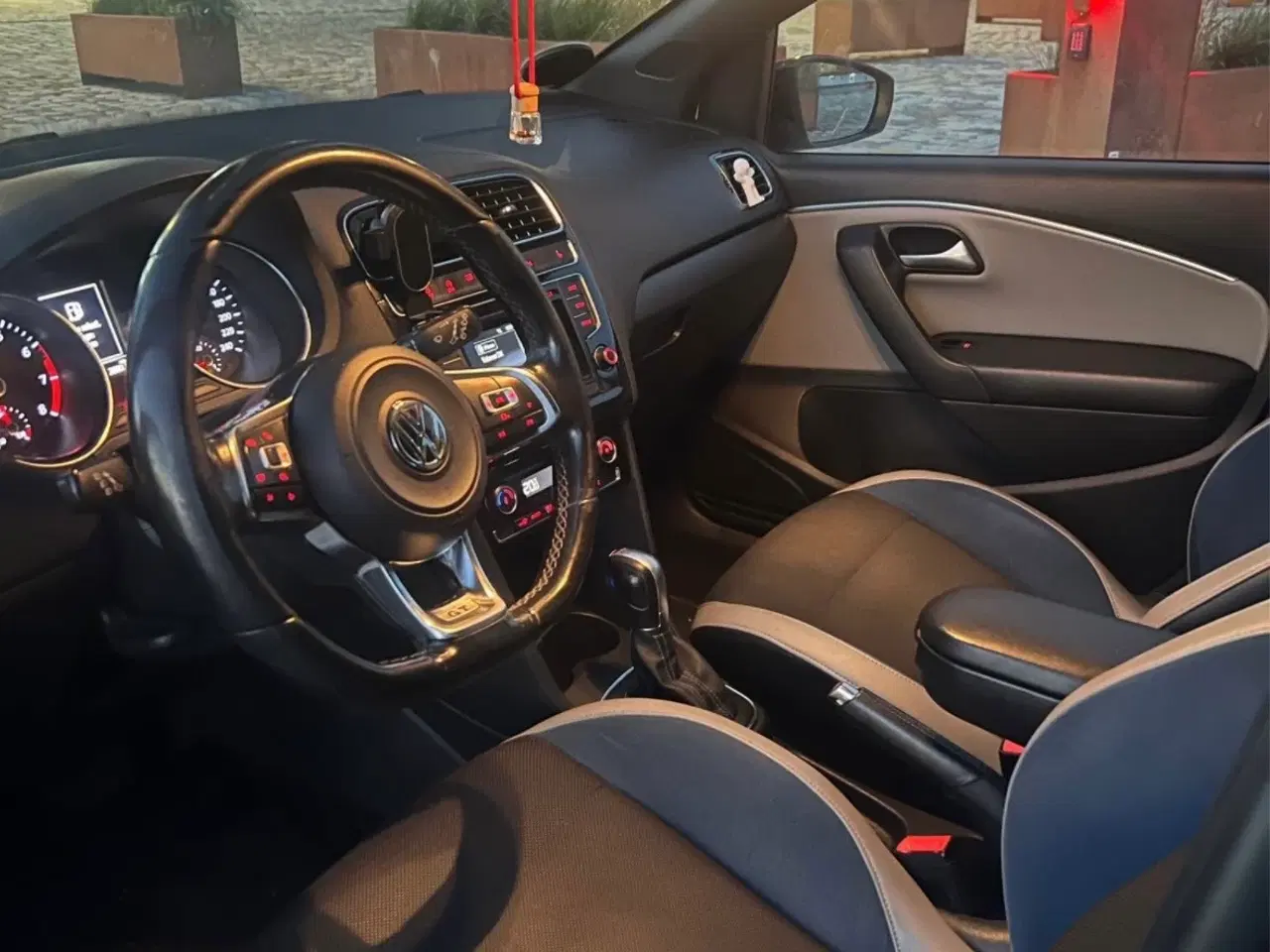 Billede 4 - VW Polo GT 1.4 TSI 150 HK DSG – Sporty & økonomisk