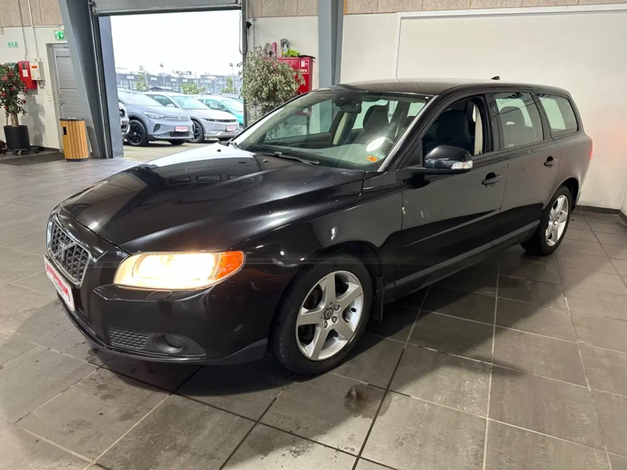 Billede 3 - Volvo V70 2,5 T Momentum aut.