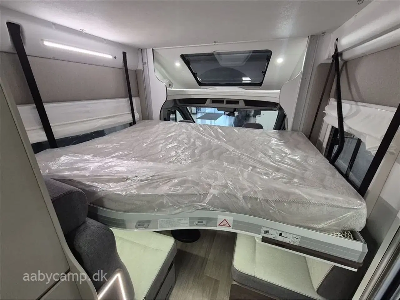 Billede 9 - 2026 - Benimar Tessoro 481 Under 6 mtr