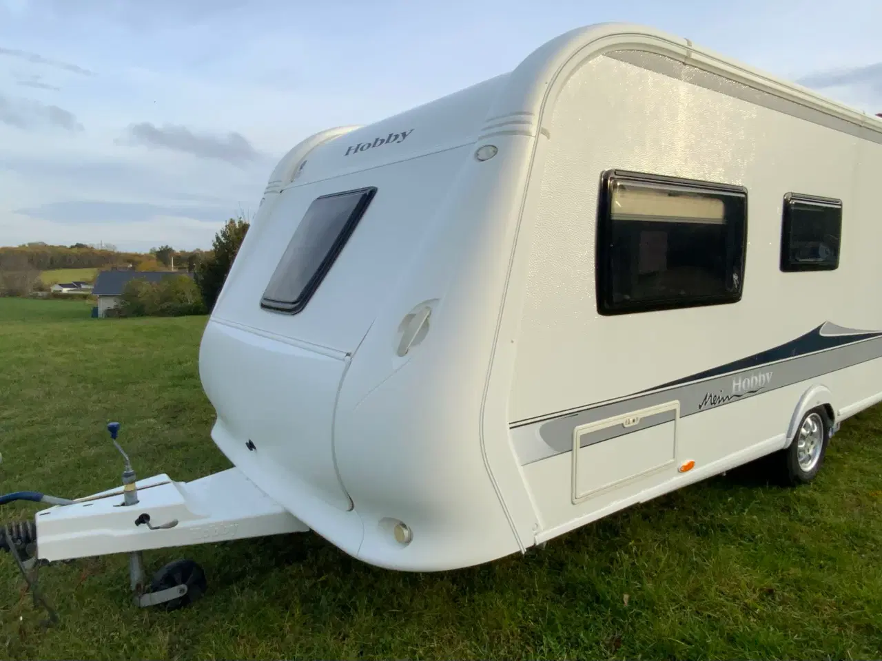 Billede 2 - 🚐 Hobby Excellent 560 CFe – rummelig, velholdt og