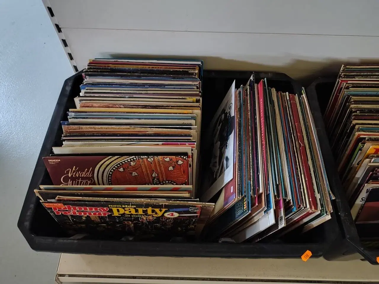 Billede 3 - Tre kasser LP'er