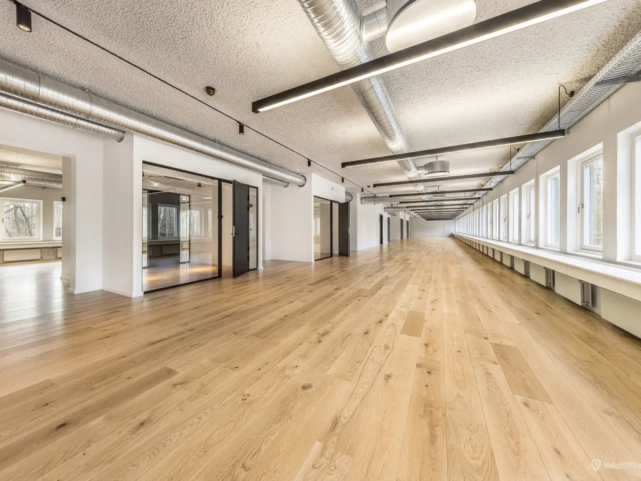 Billede 2 - Topmoderne kontor med plads til mange medarbejdere centralt i Lyngby