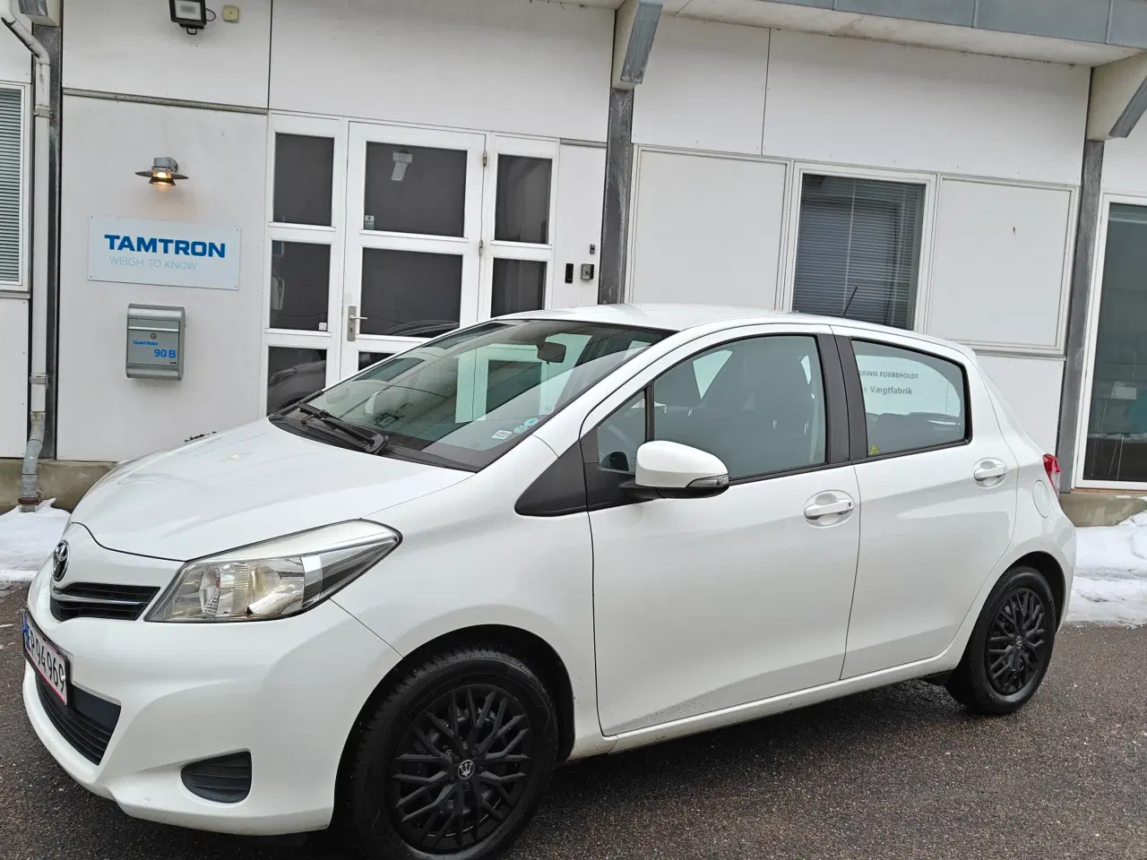 Billede 2 - Toyota Yaris 1,3 vvt-i NYSYNET 