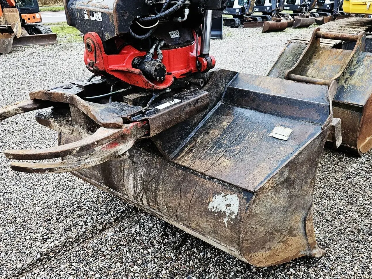 Billede 8 - Komatsu HB215LC-2 / Rotortilt med klo / Leica 3D / Skovlsæt / Hybrid