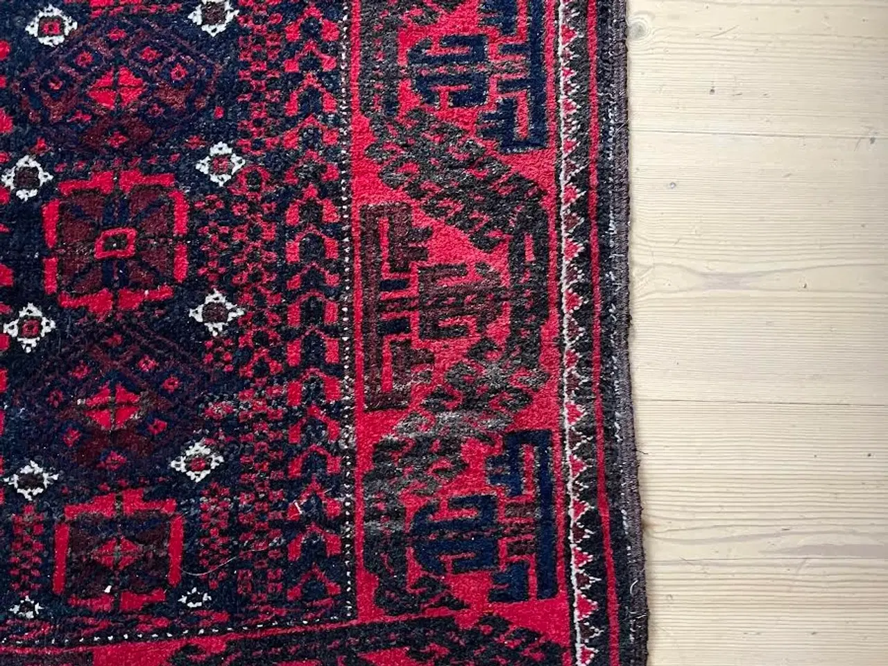 Billede 7 - Ægte tæppe, fra Iran mål 100 x 180 cm