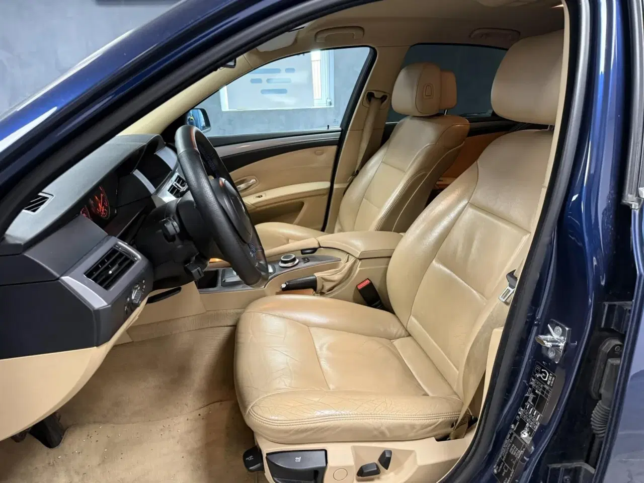 Billede 13 - BMW 523i 2,5 190HK 6g Aut.