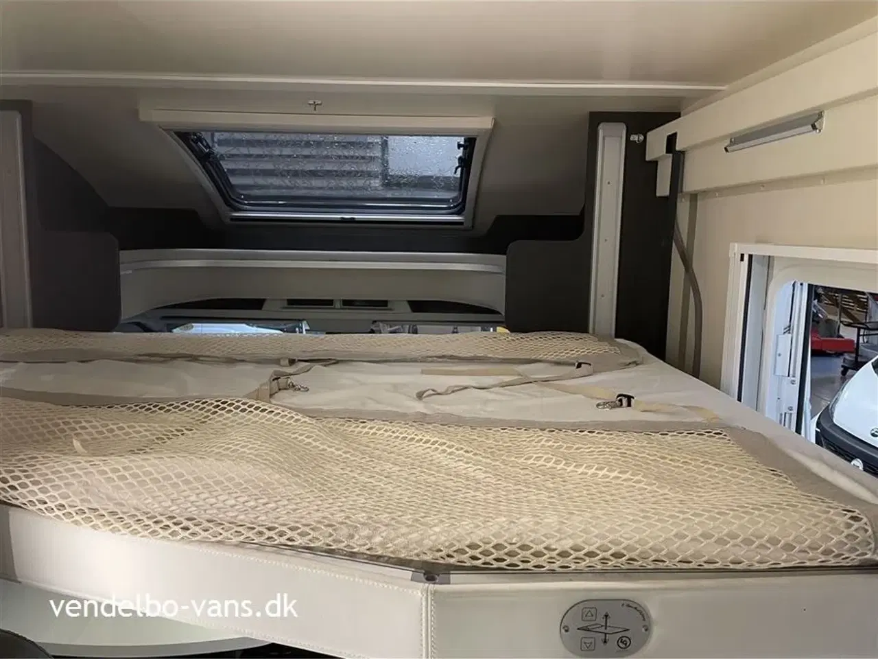 Billede 16 - 2021 - Rollerteam Kronos 285TL 5. S. selepladser - enkeltsenge og stor garage - sænkeseng