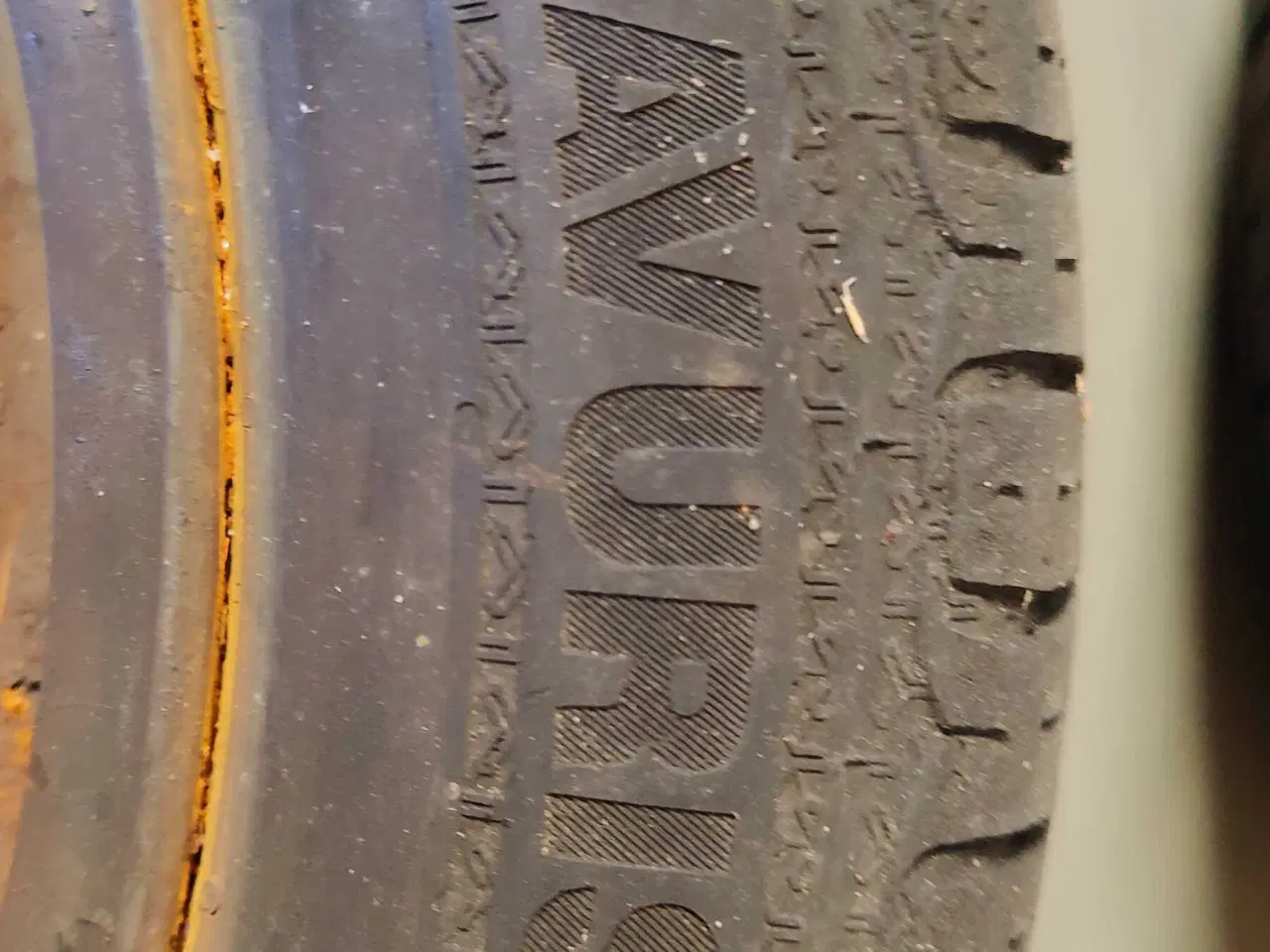 Billede 10 - Komplette hjul med navkapsler