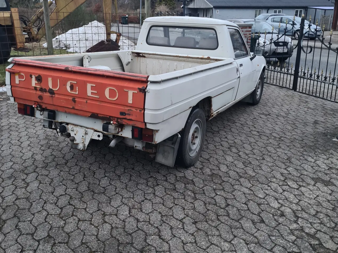 Billede 4 - Peugeot 504 Pickup 2.3D