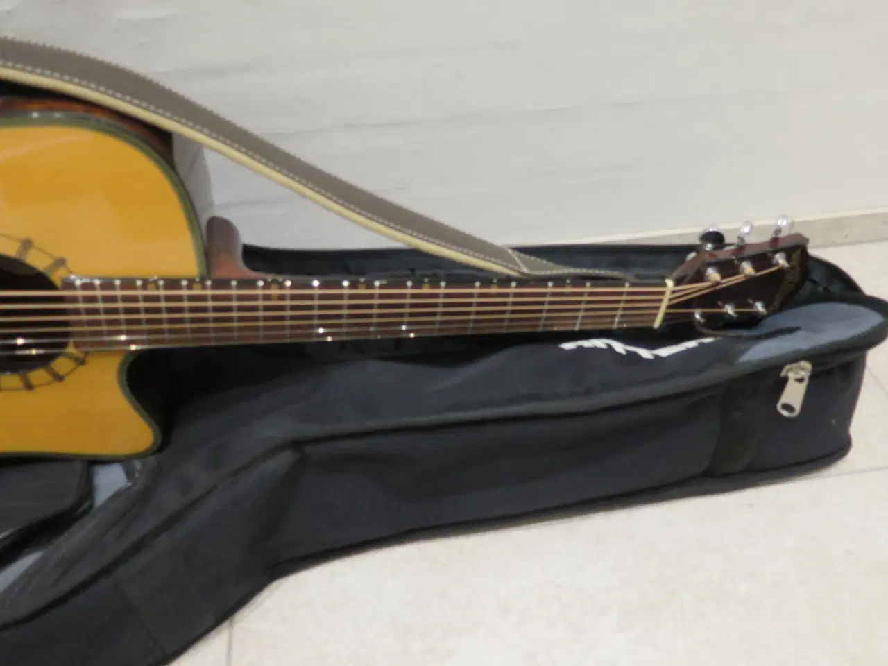 Billede 3 - Washburn D46 SCE – Akustisk/elektrisk western gui.
