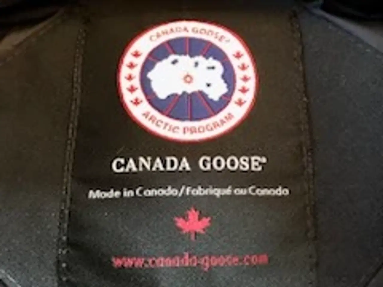 Billede 4 - Canada Goose Ladies MONTEBELLO jakke i sort