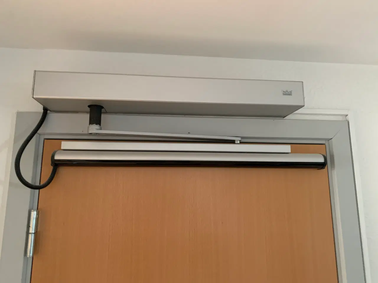 Billede 1 - Automatisk døråbner 