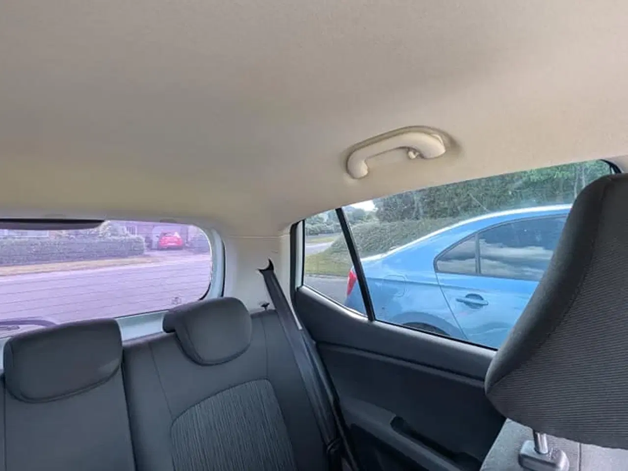 Billede 7 - velholdt hyundai i10