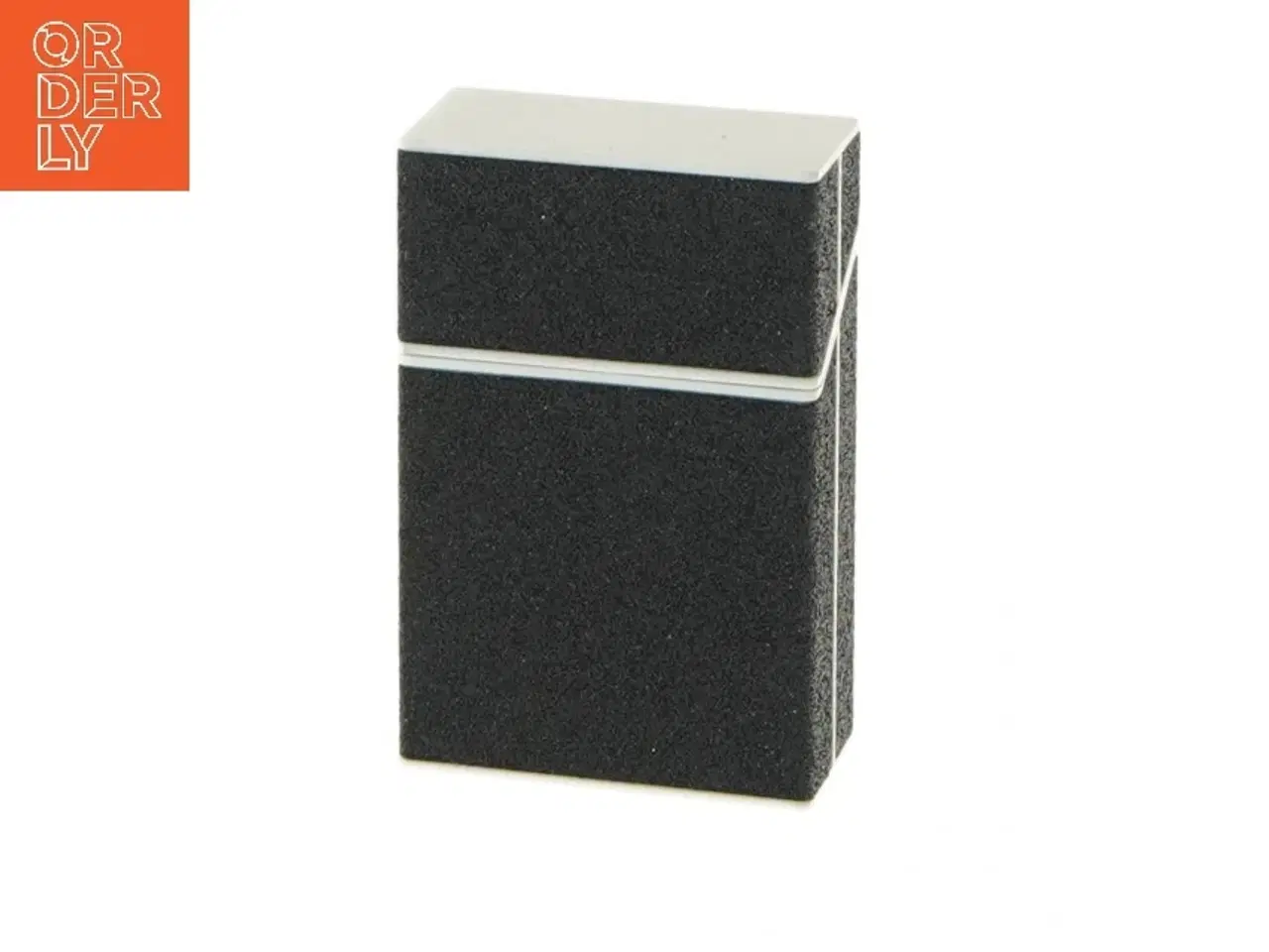 Billede 1 - Plastikdåse med klaplåg (str. 9,5x3x6 cm)