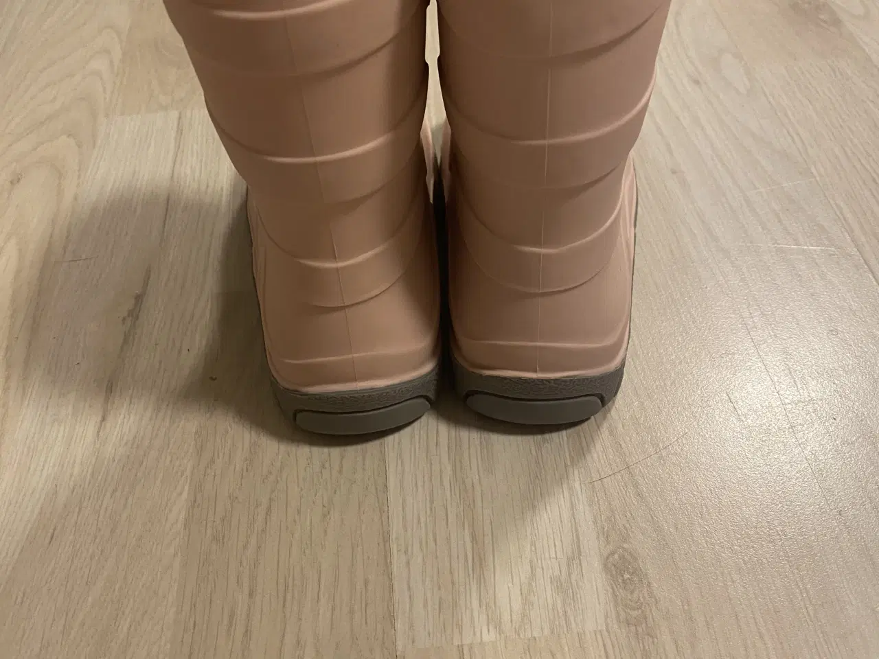 Billede 3 - Helt nye termostøvler str. 25 fra Friends 